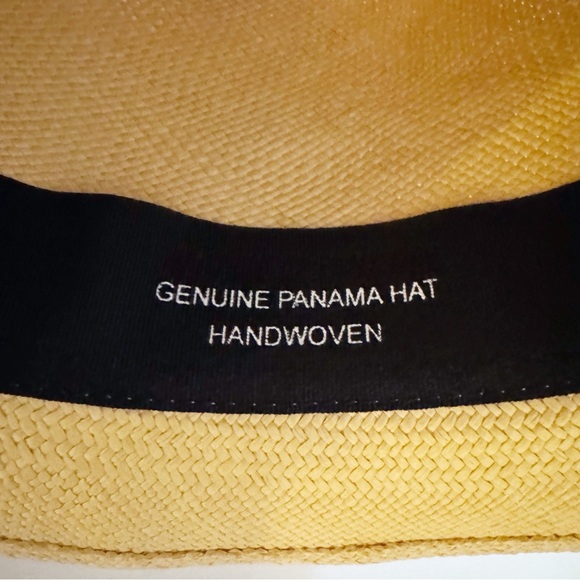 Genuine Montecristi Panama Hat - Picture 6 of 11